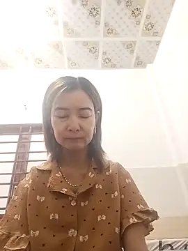 Sexy-ladyboobs20 online show from September 22, 2025, 1:00 am