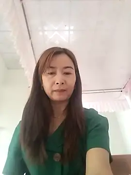 Sexy-ladyboobs20 online show from February 17, 2025, 1:36 am