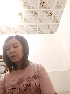 Sexy-ladyboobs20 online show from September 12, 2025, 10:53 pm