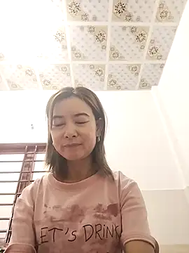 Sexy-ladyboobs20 online show from October 3, 2025, 12:47 am