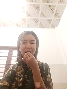 Sexy-ladyboobs20 online show from September 23, 2025, 1:01 am