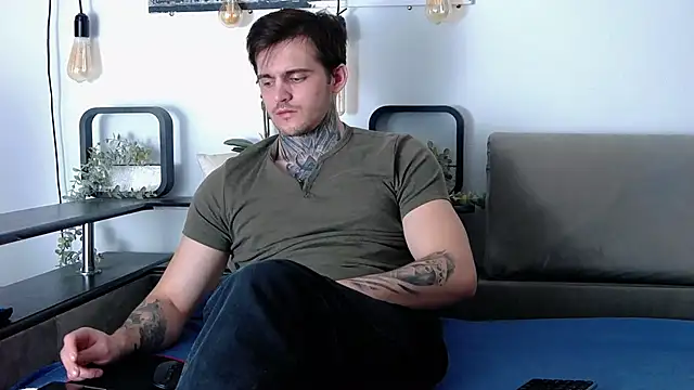 CarterCole online show from March 9, 2025, 6:00 pm