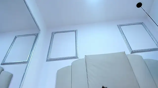 Grettel-ramirez online show from October 2, 2025, 9:56 am