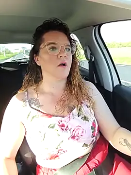 XXJulieXXhot online show from March 25, 2026, 8:14 am