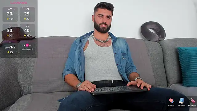 Snapshot of RawAdam chatting on February 4, 2025, 11:27 am RawAdam online show from February 4, 2025, 11:27 am