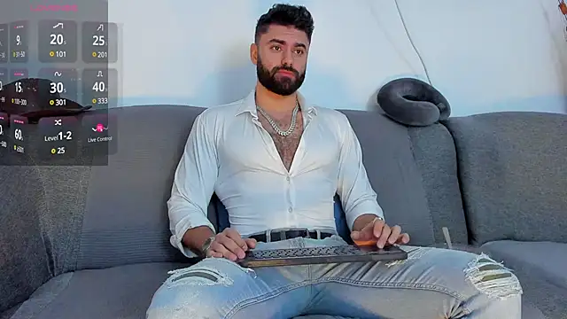 Snapshot of RawAdam chatting on February 6, 2025, 5:25 am RawAdam online show from February 6, 2025, 5:25 am