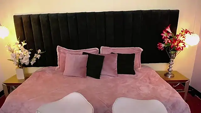 soft attraction online show from October 15, 2025, 7:44 pm