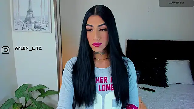 litz81 online show from October 22, 2025, 11:47 pm