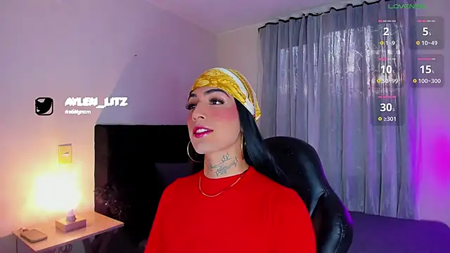 litz81 online show from November 5, 2025, 10:02 pm