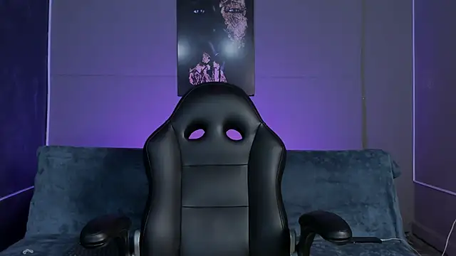 lola red95 online show from April 23, 2026, 7:15 pm