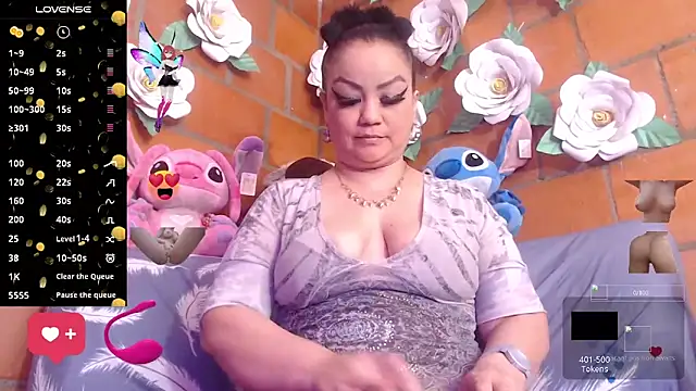 Snapshot of IngritBitch chatting on November 27, 2025, 2:28 pm IngritBitch online show from November 27, 2025, 2:28 pm