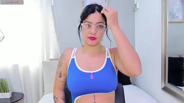 StefyGil  online show from March 24, 2026, 12:16 pm