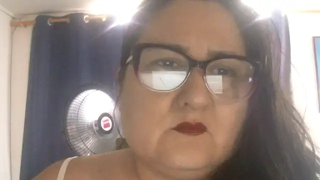 nanita1545 online show from April 10, 2026, 4:36 pm