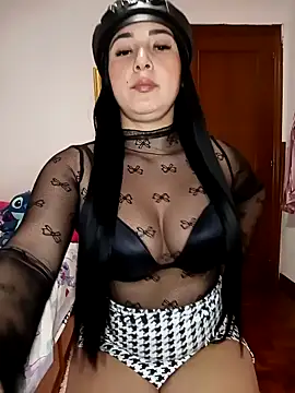 Juanamd1 online show from February 24, 2025, 8:27 am