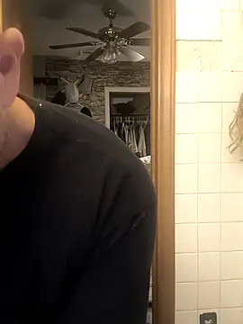 ImCarolinaCutiexxx online show from October 23, 2025, 9:24 pm