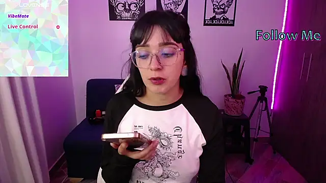 hibridaaa20 online show from September 29, 2025, 11:21 pm