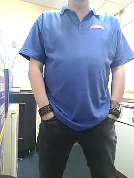 Snapshot of JulianJ50 chatting on March 4, 2026, 8:11 am JulianJ50 online show from March 4, 2026, 8:11 am