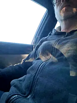 Snapshot of JulianJ50 chatting on November 19, 2025, 10:15 am JulianJ50 online show from November 19, 2025, 10:15 am