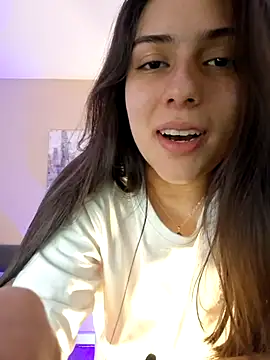 dakotaa   online show from April 9, 2026, 6:47 pm