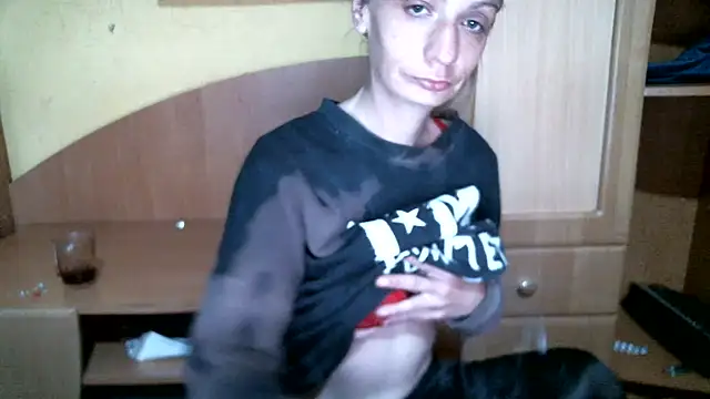 Snapshot of DennisXCaroll chatting on June 2, 2026, 4:12 am DennisXCaroll online show from June 2, 2026, 4:12 am