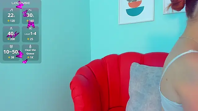 Nahiajhonson  online show from February 25, 2025, 12:38 pm