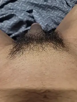 Swapurcrm online show from November 5, 2025, 4:26 am