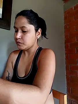 SamaraJay1 online show from April 3, 2026, 3:18 pm