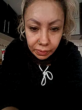 Snapshot of coral_smitth chatting on September 23, 2025, 1:29 pm coral smitth online show from September 23, 2025, 1:29 pm