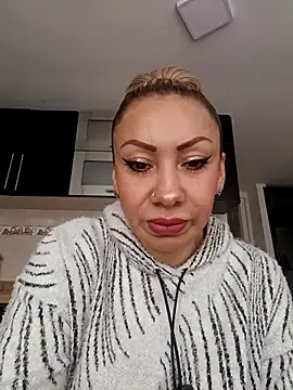 Snapshot of coral_smitth chatting on March 20, 2025, 6:09 pm coral smitth online show from March 20, 2025, 6:09 pm