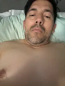 Papilobo12 online show from October 8, 2025, 1:23 pm