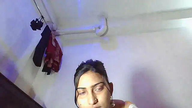 mariyaqueen online show from March 8, 2025, 8:03 pm