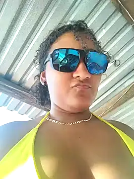 samanthaeliott22 online show from December 18, 2024, 9:51 pm