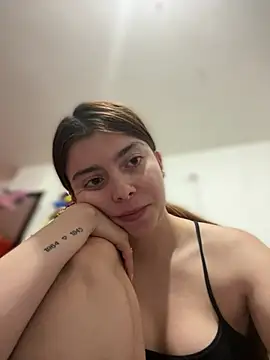 Snapshot of Cloew_Marz chatting on July 23, 2026, 1:58 am Cloew Marz online show from July 23, 2026, 1:58 am