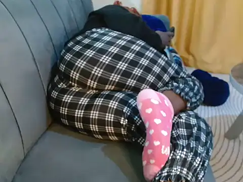 leslysexygirl online show from October 2, 2025, 5:33 am