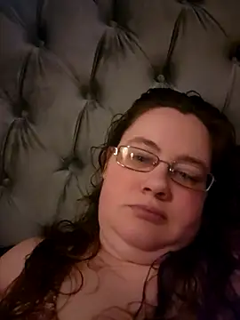 aliceluvzbill online show from April 10, 2026, 5:53 pm