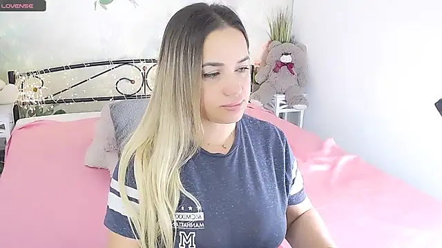 MilenaMiler X online show from March 22, 2025, 5:39 am