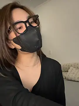 Snapshot of Lilisa_miu chatting on February 28, 2026, 4:28 pm Lilisa miu online show from February 28, 2026, 4:28 pm