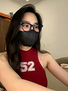 Lilisa miu online show from October 18, 2025, 4:53 pm