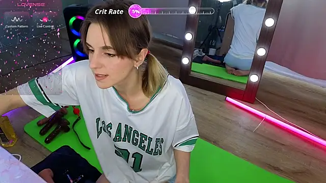 Snapshot of Kate_Sex_House chatting on May 3, 2026, 9:58 am Kate Sex House online show from May 3, 2026, 9:58 am