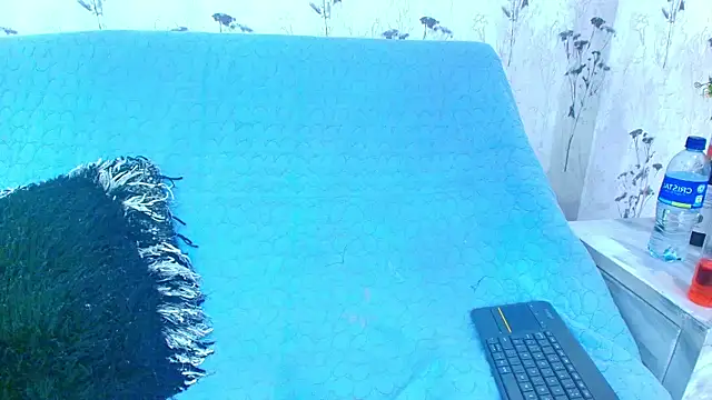 Snapshot of Mia_candy_0 chatting on March 17, 2025, 3:07 pm Mia candy 0 online show from March 17, 2025, 3:07 pm