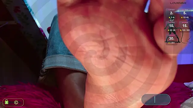 Miss scarllet  online show from March 20, 2025, 4:42 pm