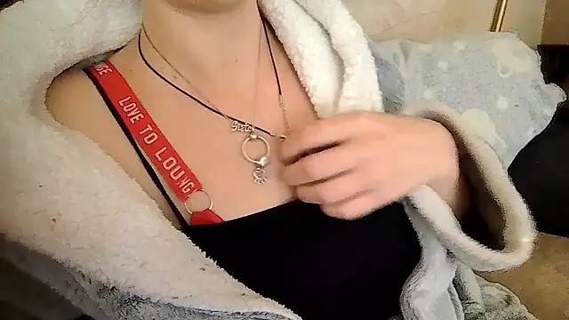 indie-rayne online show from January 7, 2026, 1:27 pm