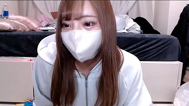  chanMOMO  online show from February 1, 2025, 6:43 am