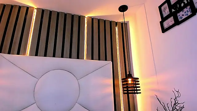 Cutie Shy  online show from February 5, 2026, 4:36 pm