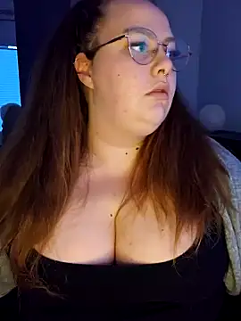 Snapshot of _Julie_x chatting on December 27, 2024, 3:37 pm Julie x online show from December 27, 2024, 3:37 pm