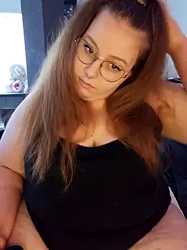 Snapshot of _Julie_x chatting on January 28, 2025, 2:21 pm Julie x online show from January 28, 2025, 2:21 pm