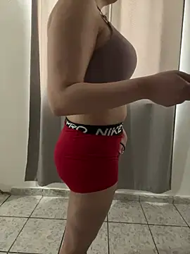 lolitalamasbonita01 online show from March 9, 2025, 7:59 pm