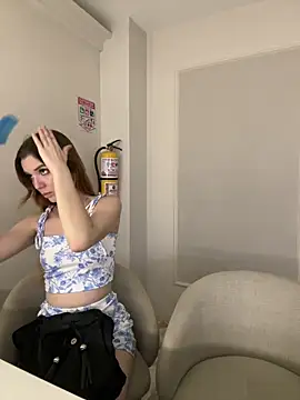 samantha kevin online show from October 6, 2025, 4:35 am