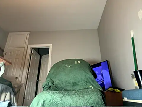 ChiRaqb8 online show from November 2, 2025, 10:31 am