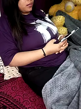 HEENA 022 online show from February 15, 2025, 4:01 pm